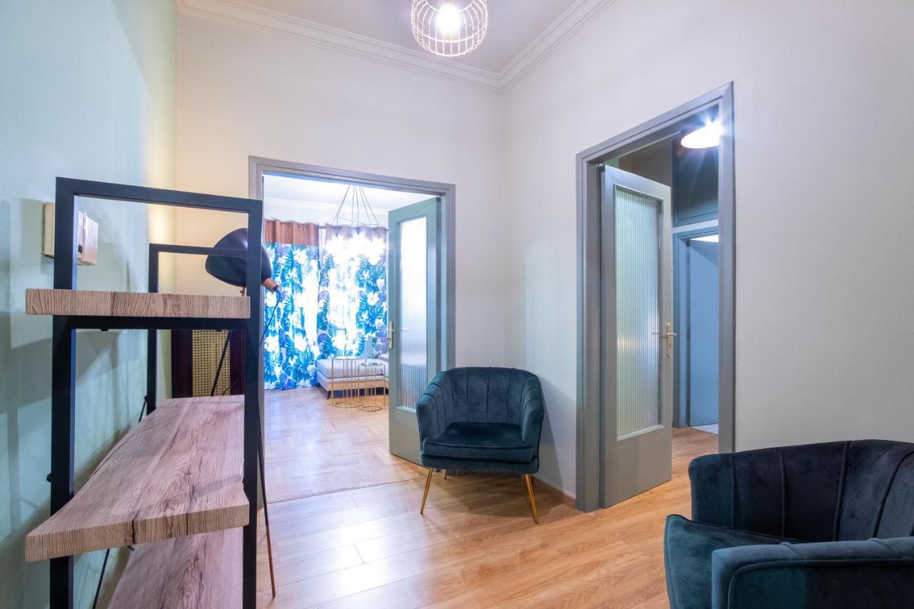 Apartamento Vintage House Near Downtown Atenas Exterior foto