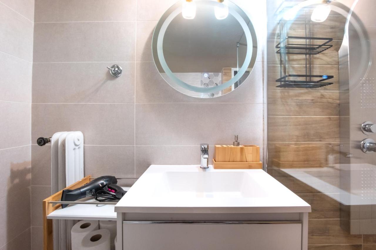 Apartamento Vintage House Near Downtown Atenas Exterior foto