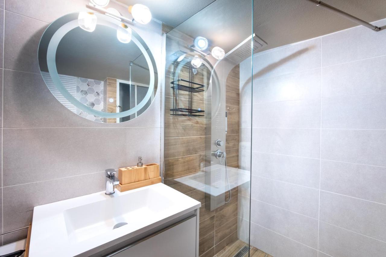 Apartamento Vintage House Near Downtown Atenas Exterior foto