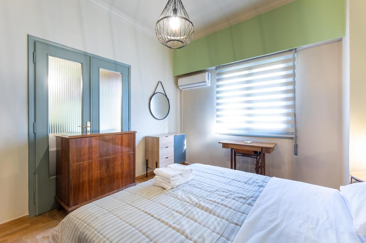 Apartamento Vintage House Near Downtown Atenas Exterior foto